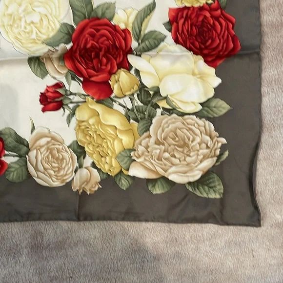 Salvatore Ferragamo silk scarf 33.75 inches X 33.75 inches - Picture 7 of 9